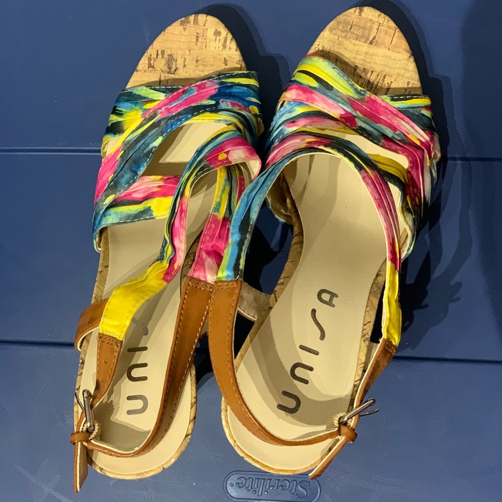 Unisa size 8 heeled sandal